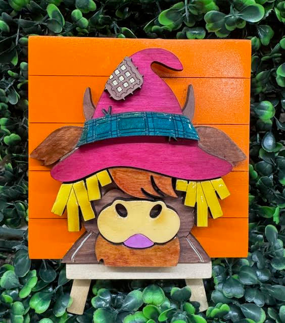 Shelf Sitter/Tray Decor (HIGHLAND COW) - STV