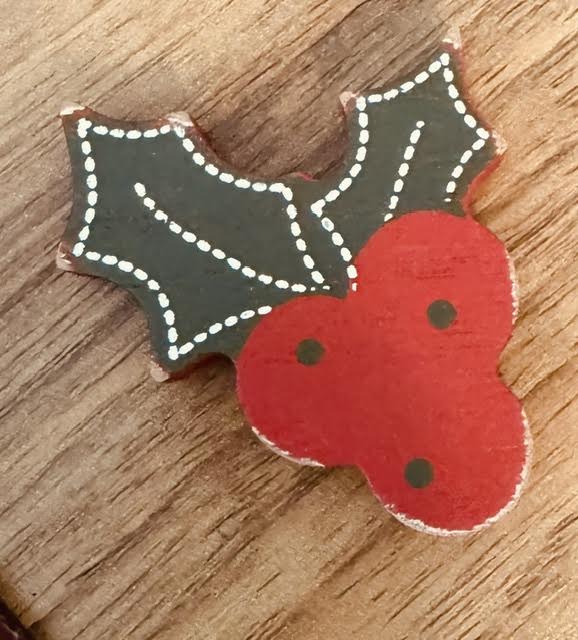 Letterboard Wood Shaped Christmas Berries - BURLAPITUP