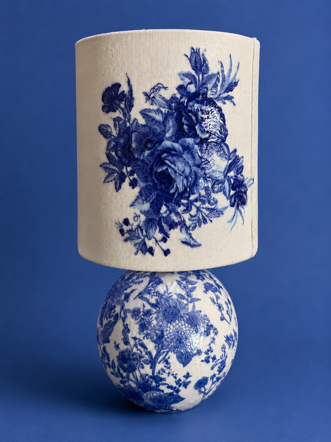 blue botanical toile lamp