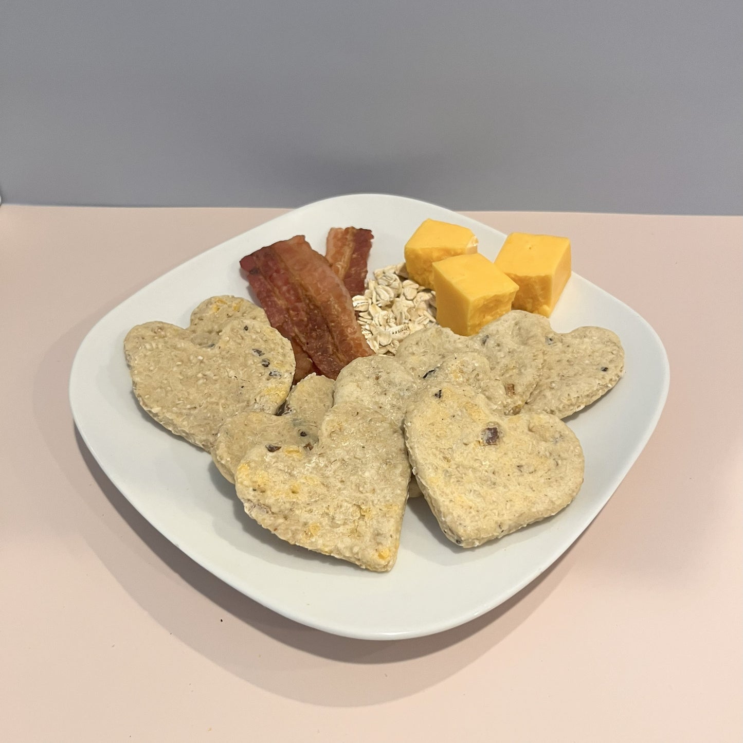 CHEDDAR & BACON DOG TREAT BEST FRIENDS BARKERY