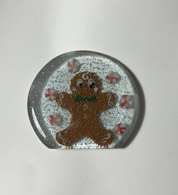 Snow Globe - Gingerbread Man