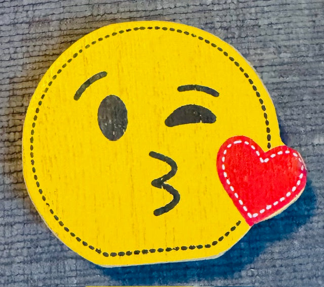 Letterboard Wood Shaped Emoji Tiles - STV