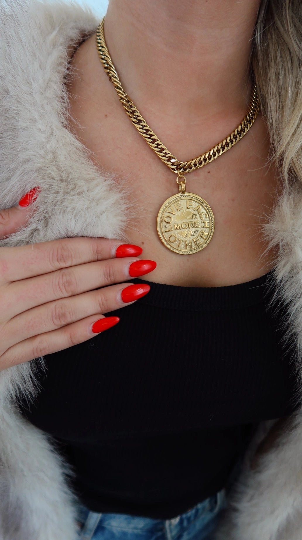 love each other necklace - blingy blonde