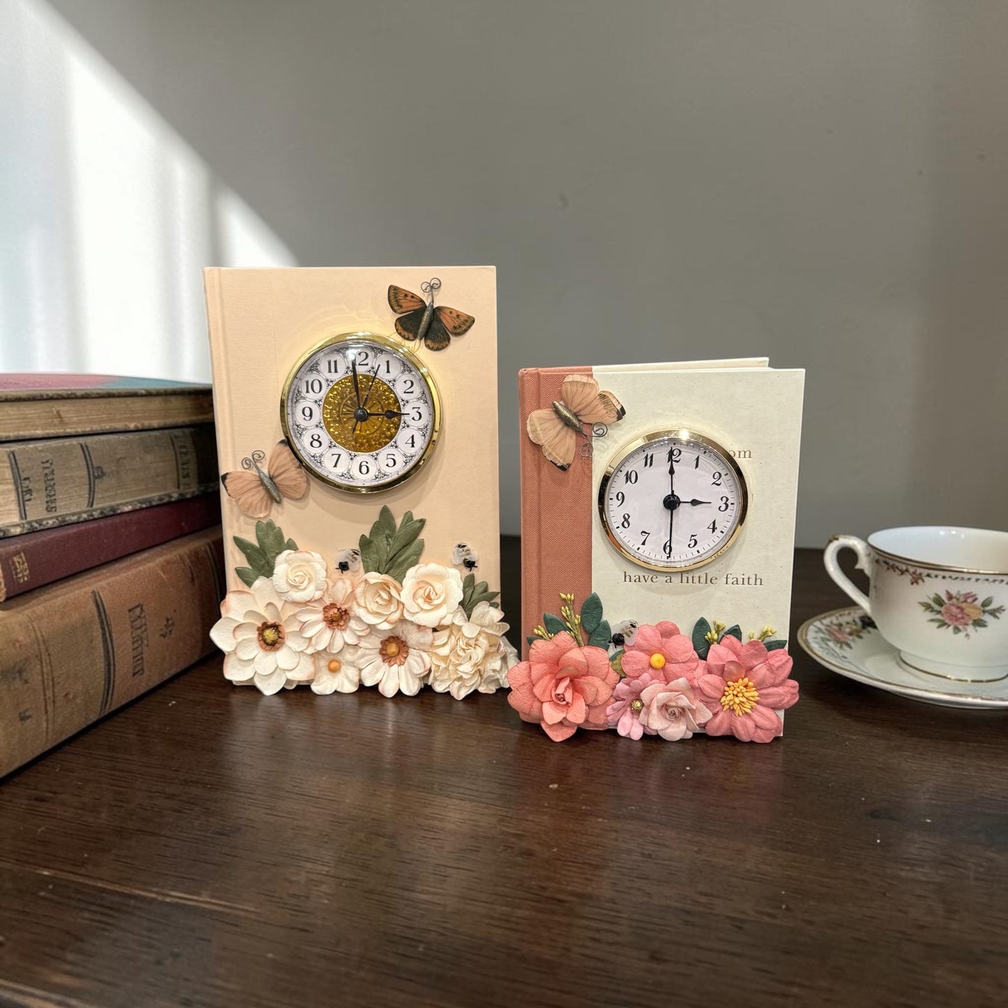 Clock - TTs Book Treasures