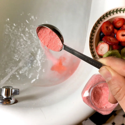 New World CBD Bath Soak - Berry