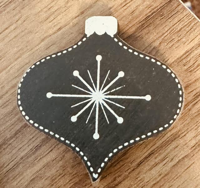 Letterboard Wood Shaped Christmas Ornament - BURLAPITUP