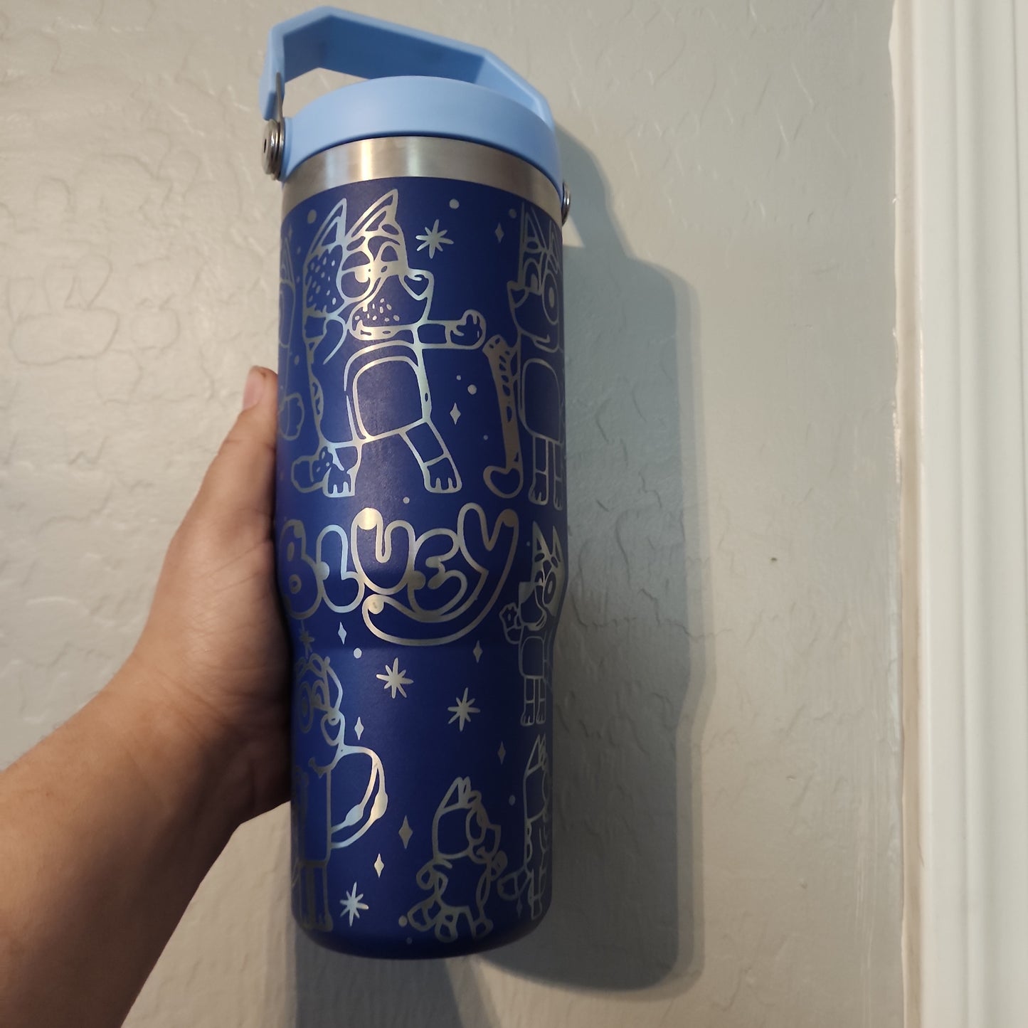30 OZ Ice Flow Engraved Doggy