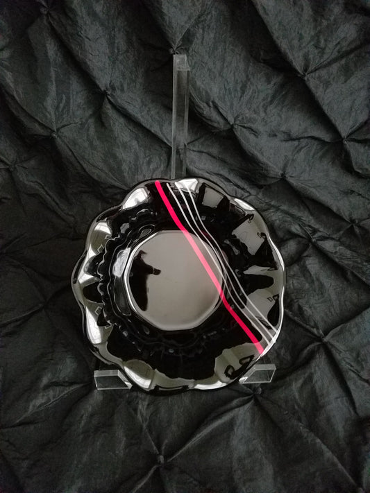 Plate - Ruffled Bowl with Spoon