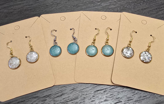 Dangle-Rnd-Stone