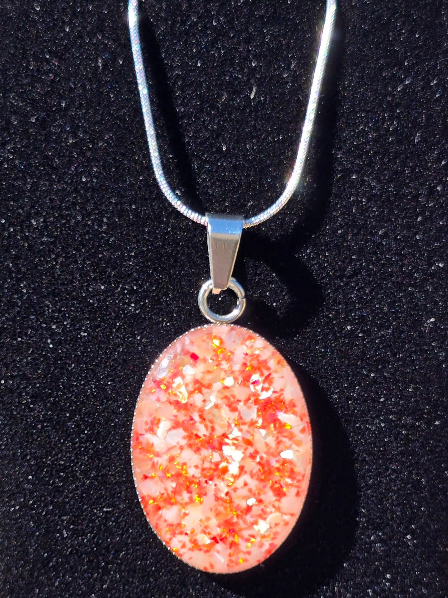 ACR-Oval-St/Op-Necklace