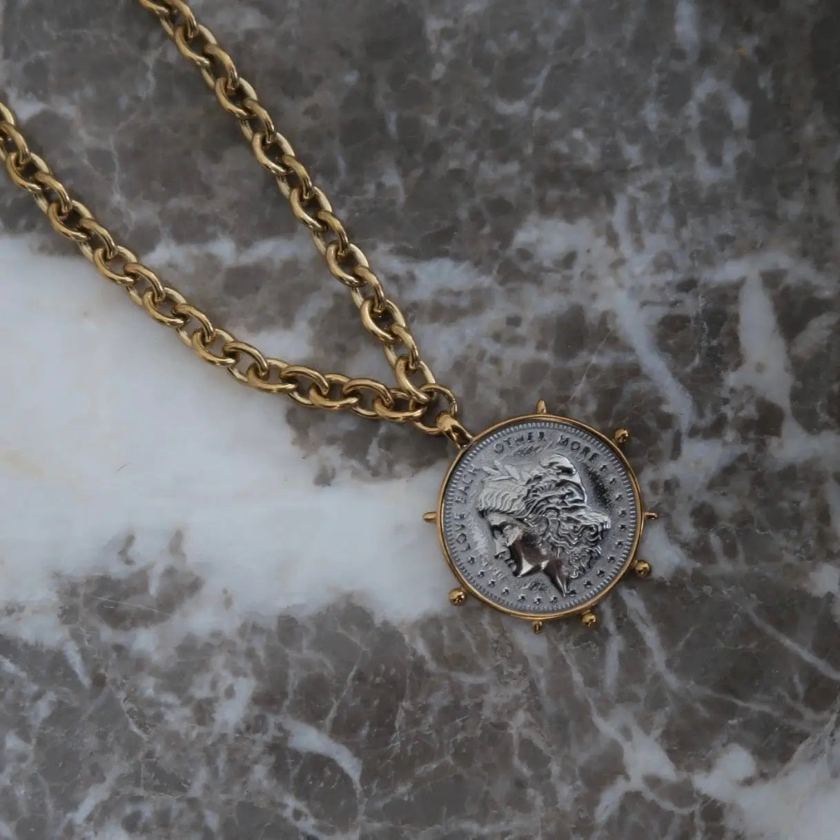 2 tone coin necklace - blingy blonde