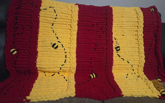 Bumble Bee Throw - We Customize Crafts
