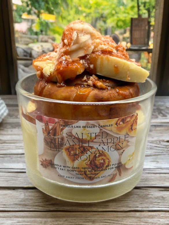 Salted Caramel Apple Cinnamon Roll Candle