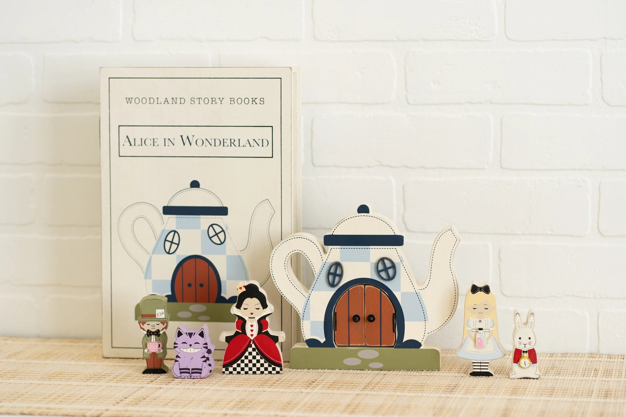 Woodland Storybook - Alice in Wonderland - STV