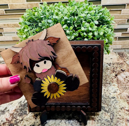 Interchangeable Leaning Frame Insert 4.25" Highland Cow (Sunflower Fields) - STV