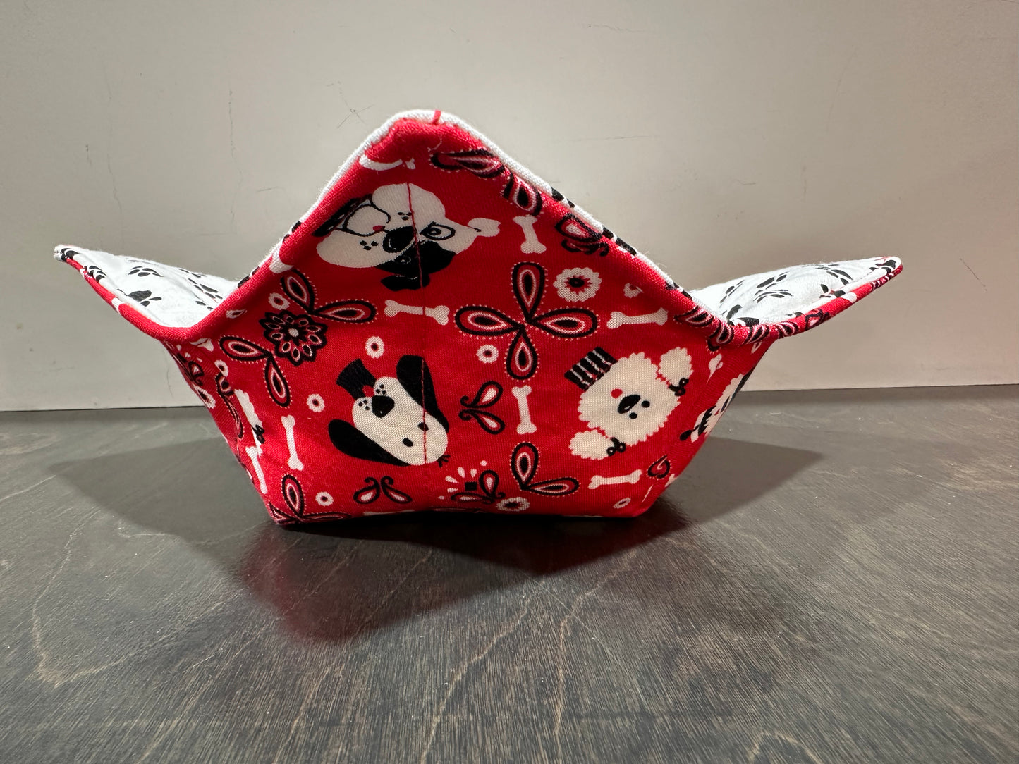 Medium Microwave Bowl Cozy Dog Print