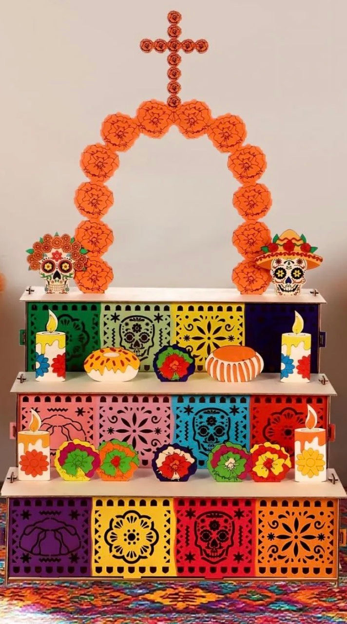 Día de Los Muertos Ofrenda - Casa Coco