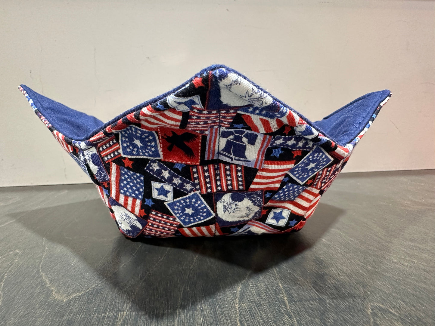 Medium Microwave Bowl Cozy Flag Print