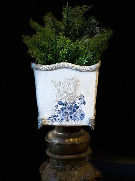Blue/silver flowers metal tin with plant