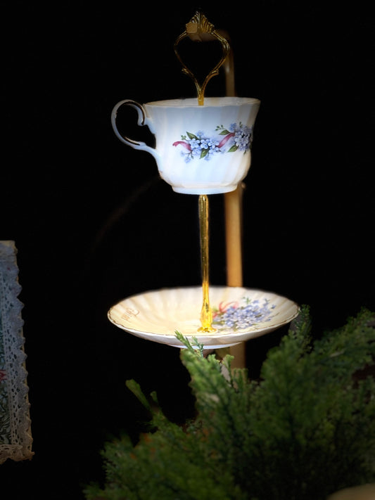 Friend 2 tier teacup stand