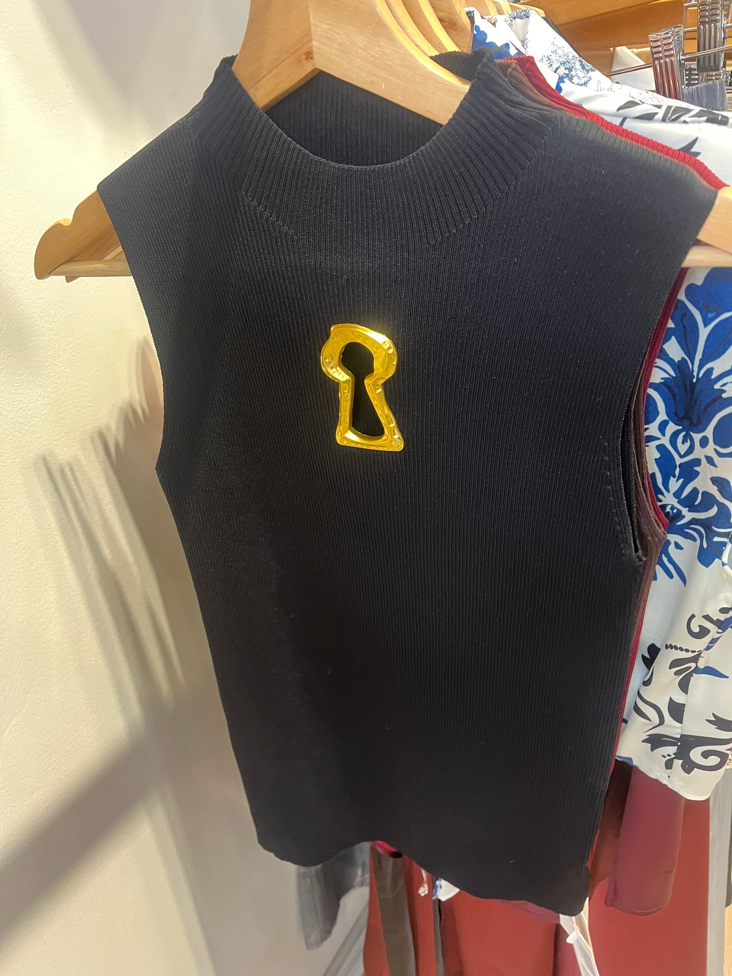 black sweater w/ gold keyhole - blingy blonde