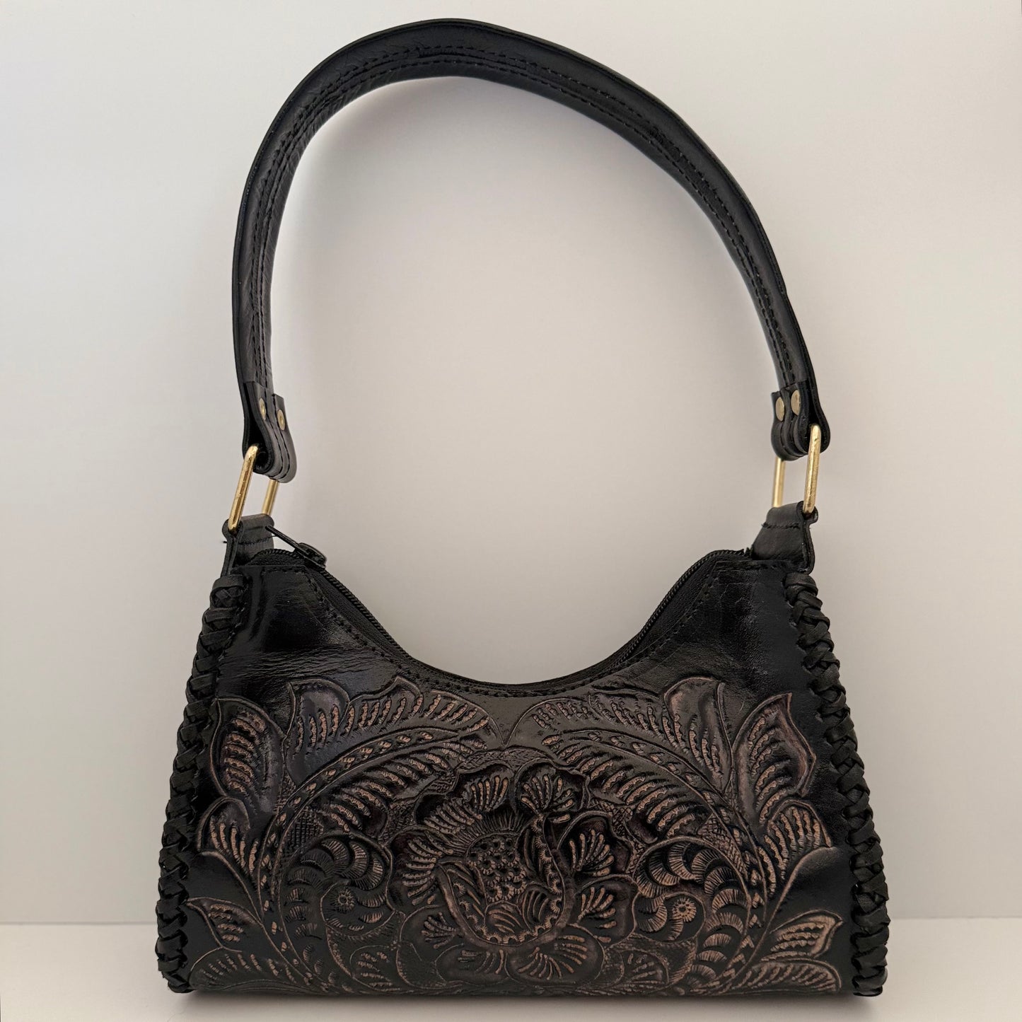 Artisan Hand-Carved Shoulder Bag - Casa Coco