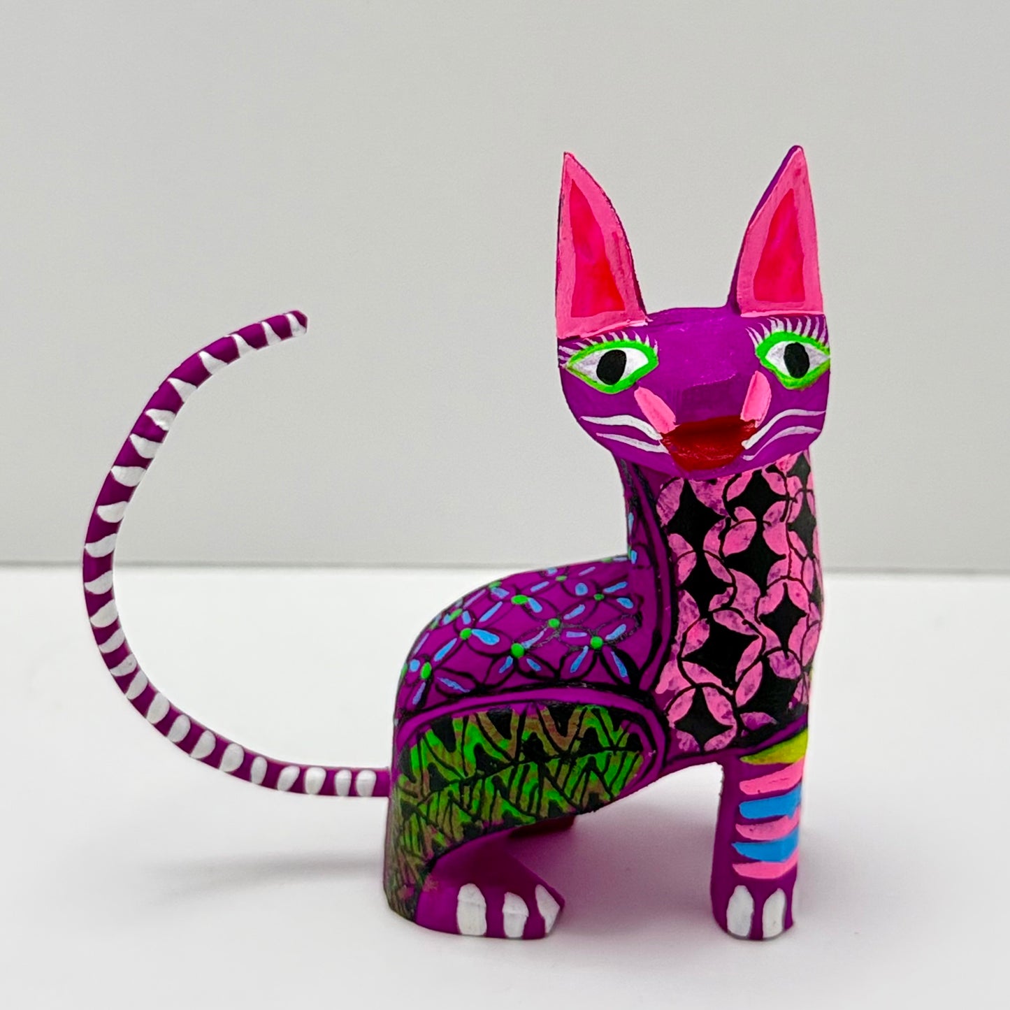 Hand-Painted Alebrije ~ Cat - Casa Coco