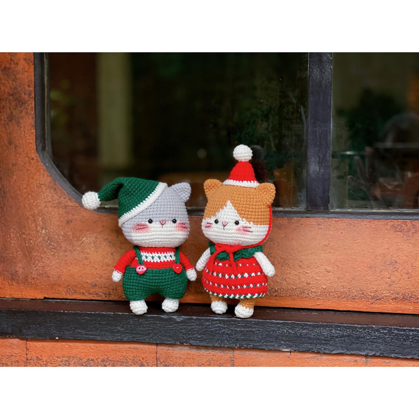 Cute Christmas Cat