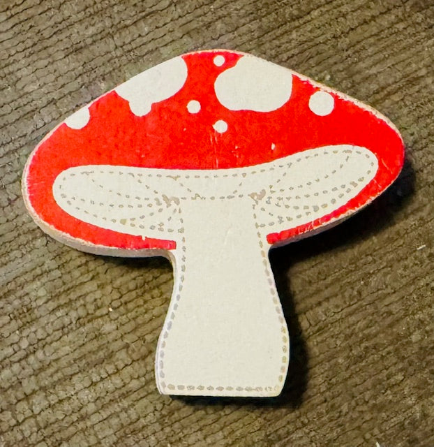 Letterboard Wood Shaped Mushroom - STV