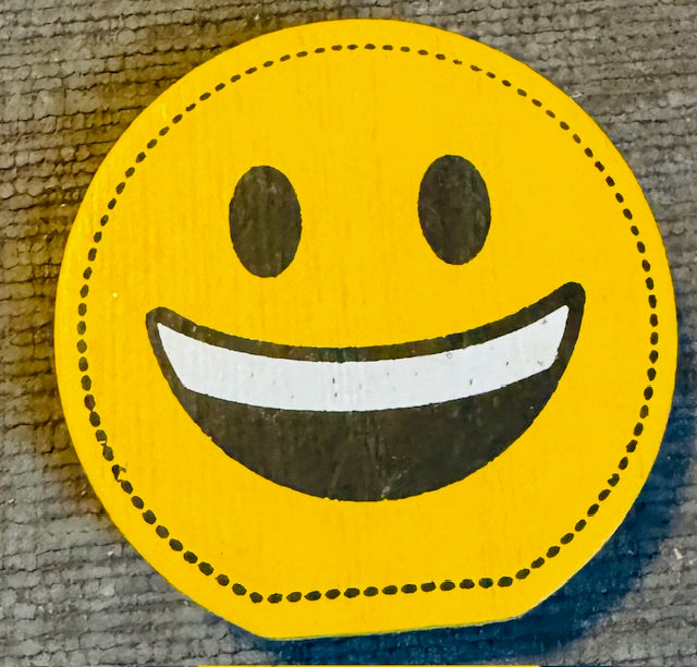 Letterboard Wood Shaped Emoji Tiles - STV