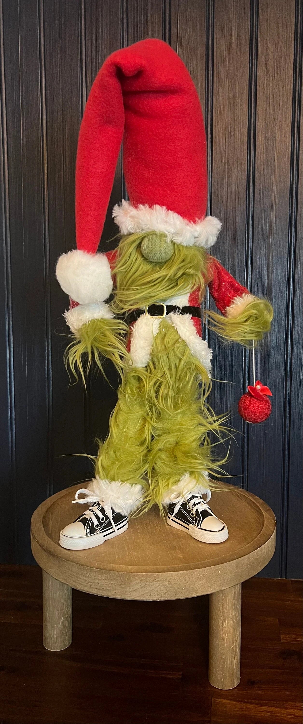 Gnoming Around: Standing Grinch with Red Shoes