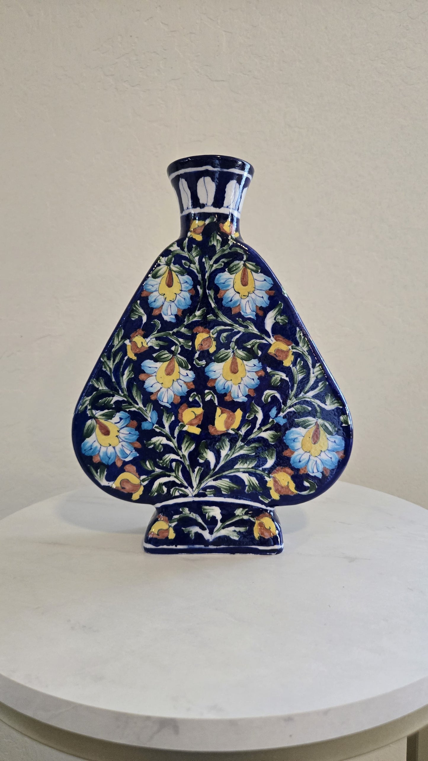 Azura vase