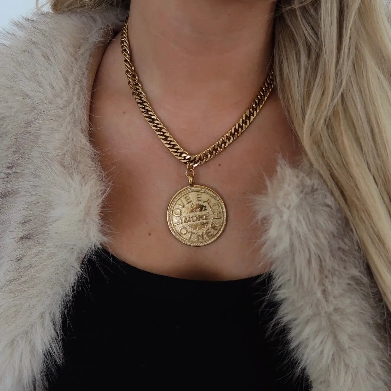 love each other necklace - blingy blonde