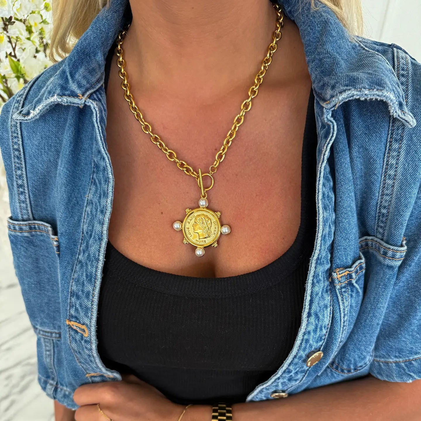 pearl coin necklace - blingy blonde