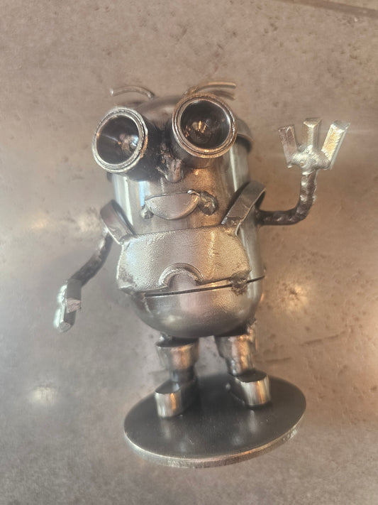 Scrap Metal Minion @amorfashionshop.com