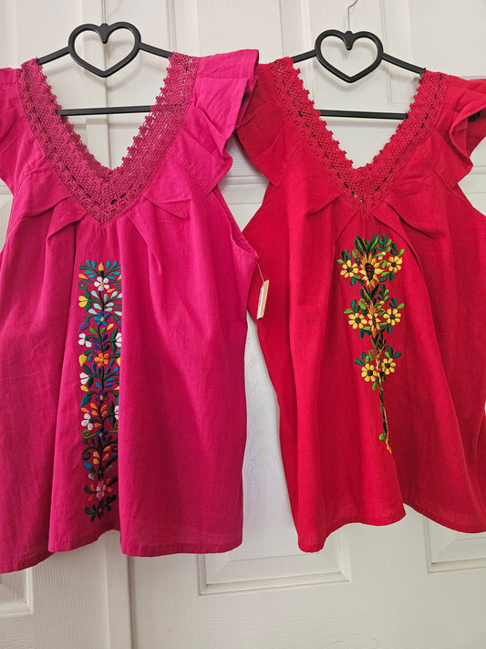 1 Hand Embroidered Pleaded Short Sleeves Top (Size L) @amorfashionshop