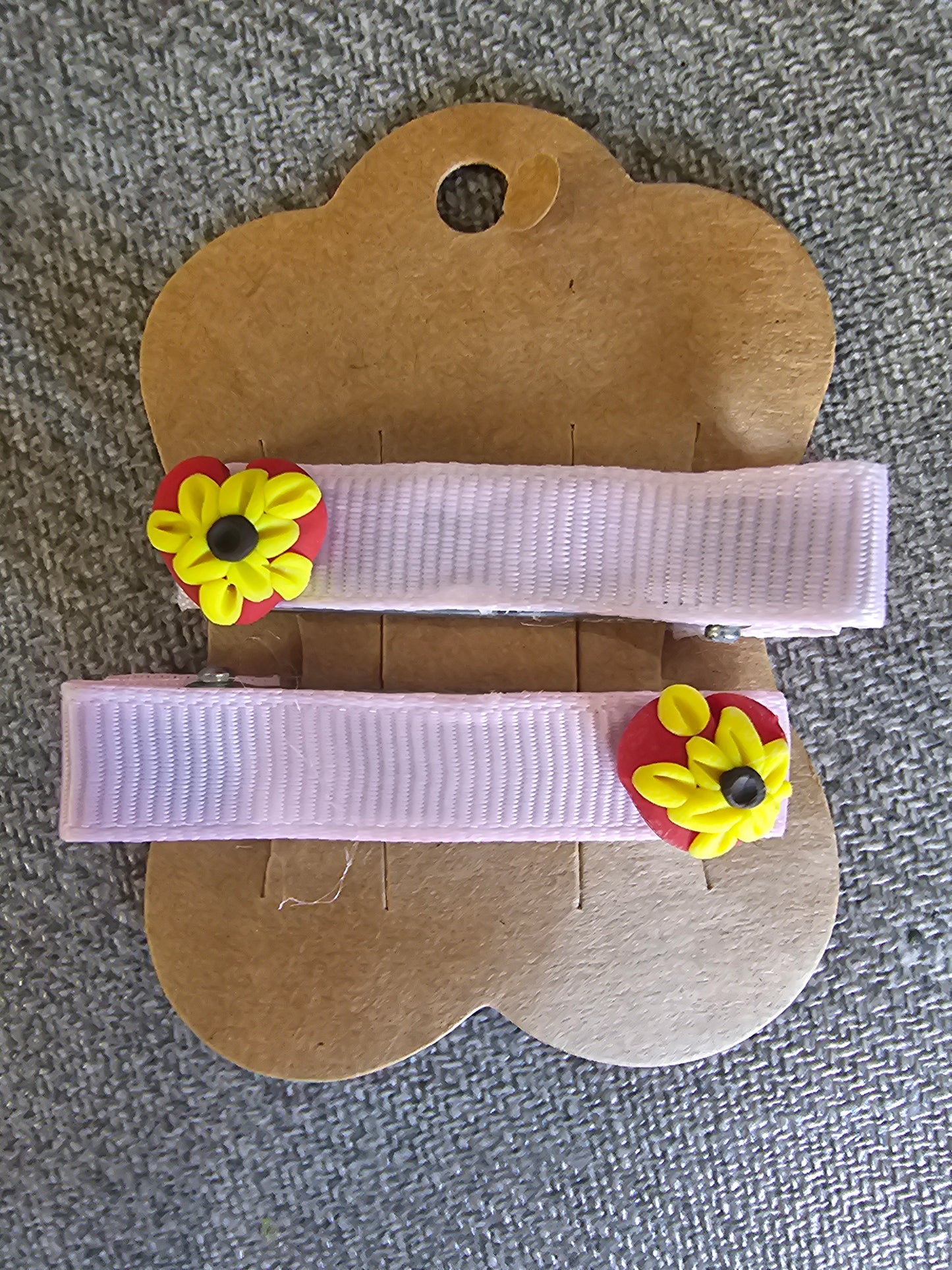Hair Clips (Set of 2) - Heart Sunflower @amorfashionshop