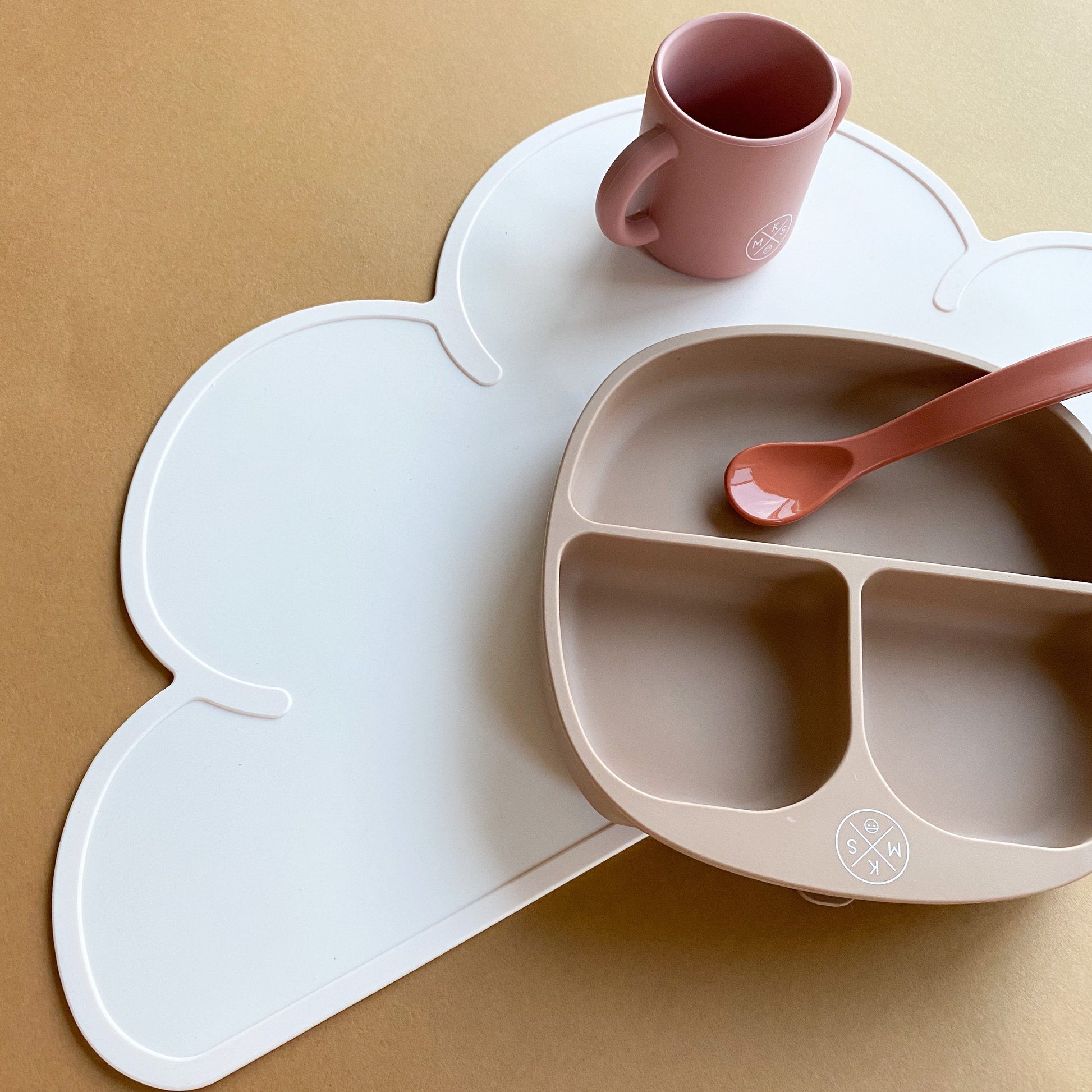 Silicone suction kids plate w/ dividing sections Beige - MKS MIMINOO